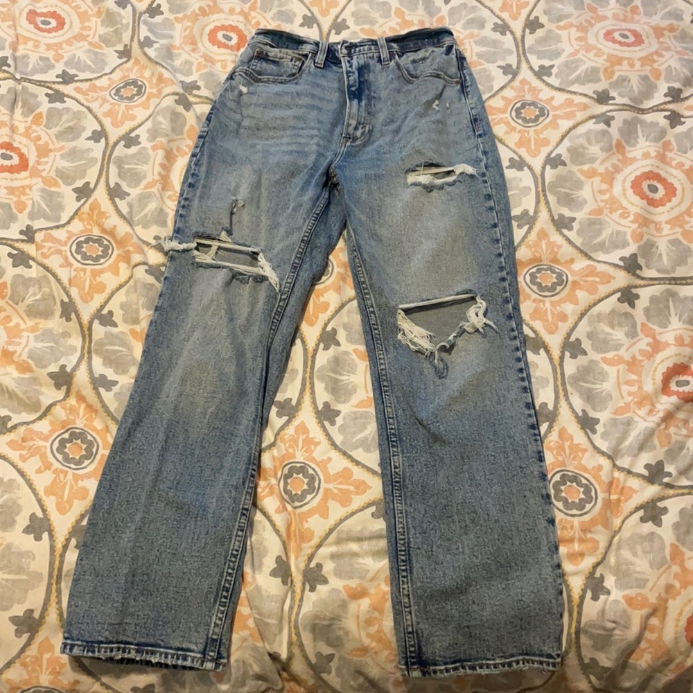 A&F Ultra High Rise Ankle Straight Jeans